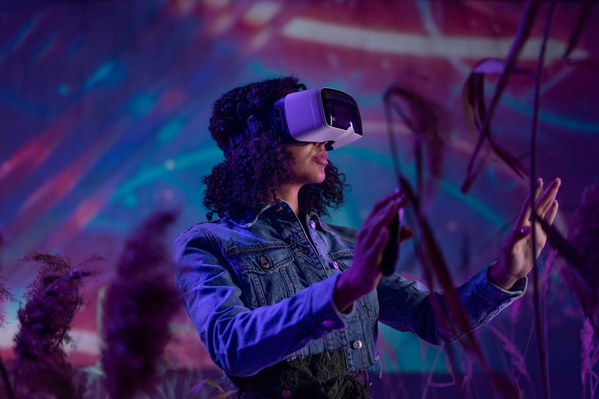 Dive into the Exciting Future of Virtual Reality Technology